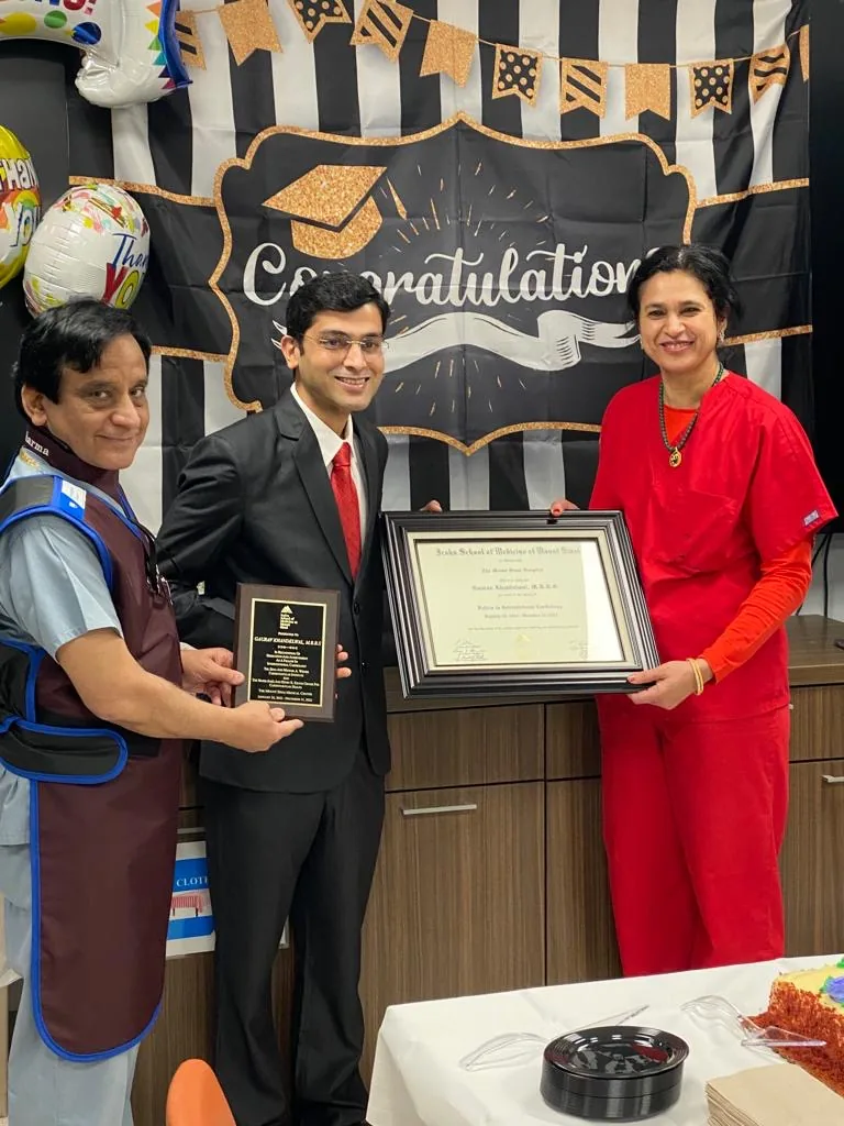 Dr. Gaurav Khandelwal receiving fellowship certificate